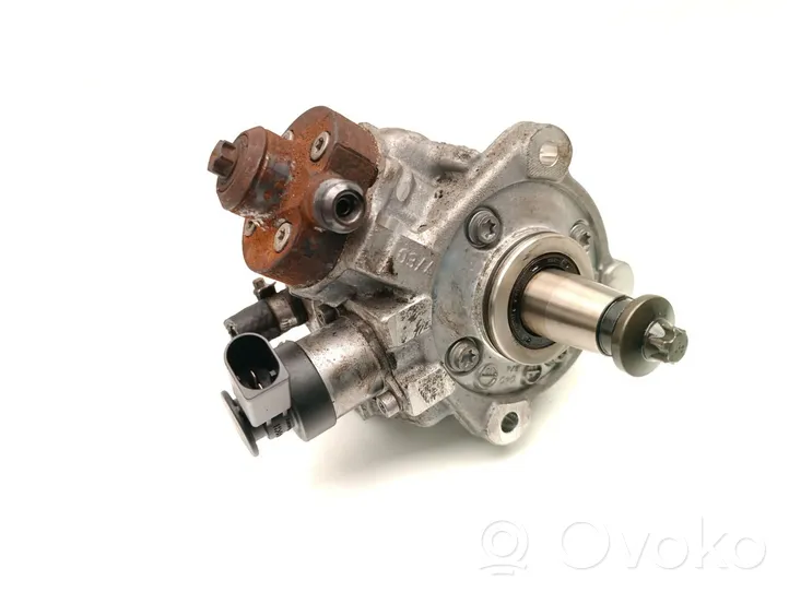 BMW 5 F10 F11 Fuel injection high pressure pump 7810696