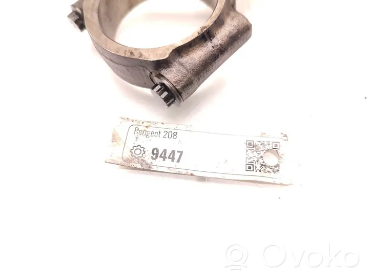 Toyota Avensis T220 Piston avec bielle 