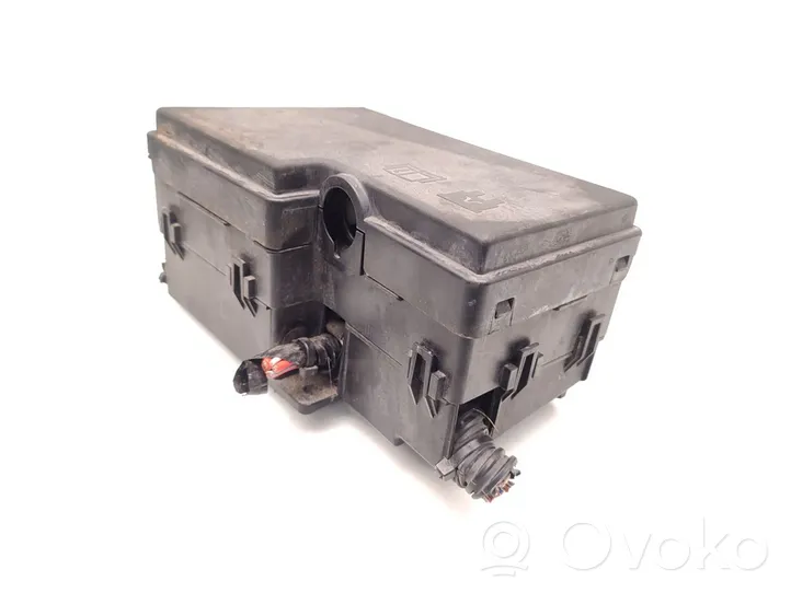 Ford Focus Module de fusibles AV6T-14A067-AC