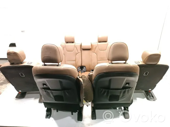 KIA Telluride Seat set 