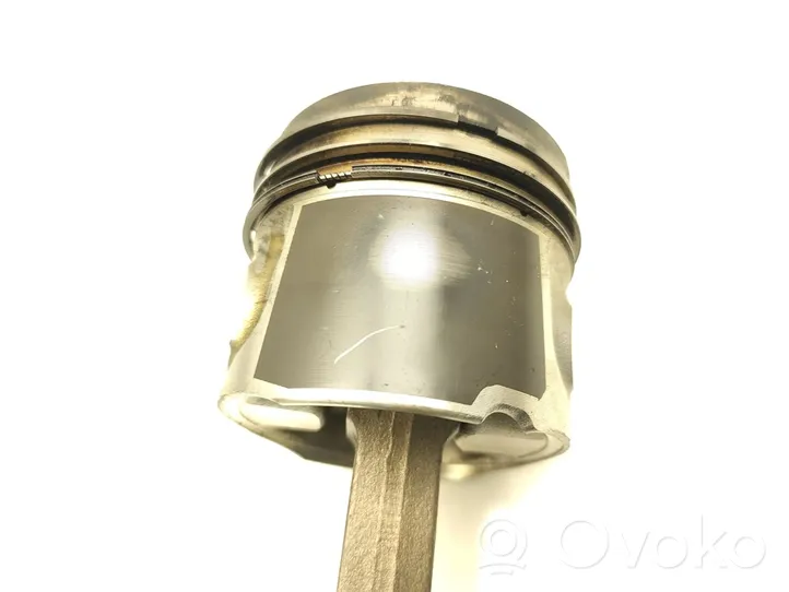 Honda Accord Piston avec bielle N22B1