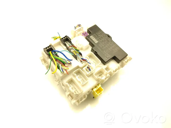 Suzuki Vitara (LY) Module de fusibles AA1A-4881