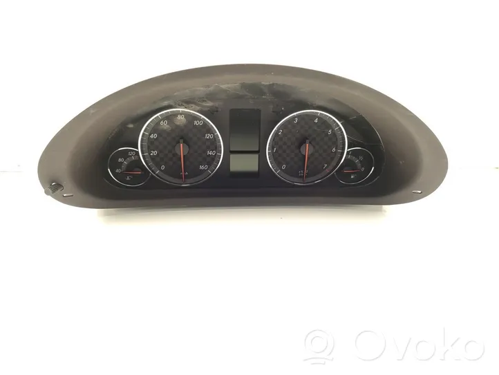 Mercedes-Benz CLK AMG A208 C208 Compteur de vitesse tableau de bord A2035409048