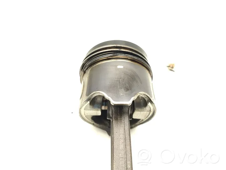 Renault Trafic II (X83) Piston with connecting rod F9Q760