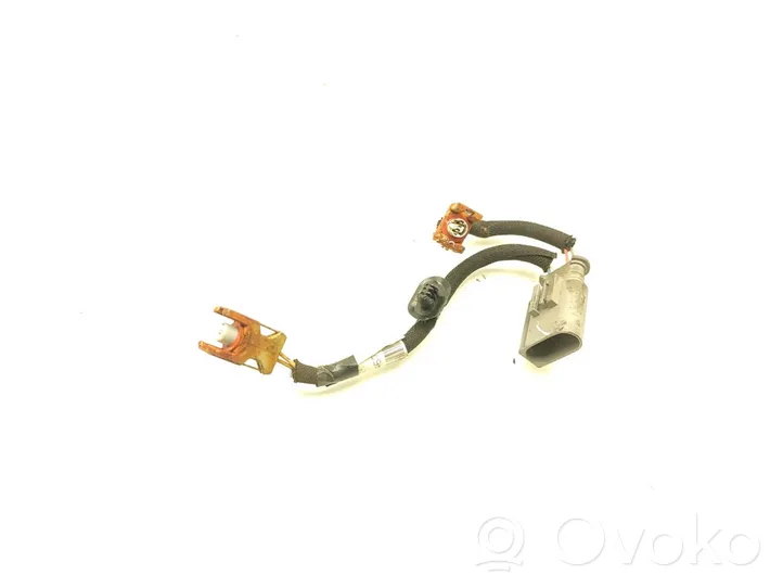 Ford C-MAX II Fuel injector wires 