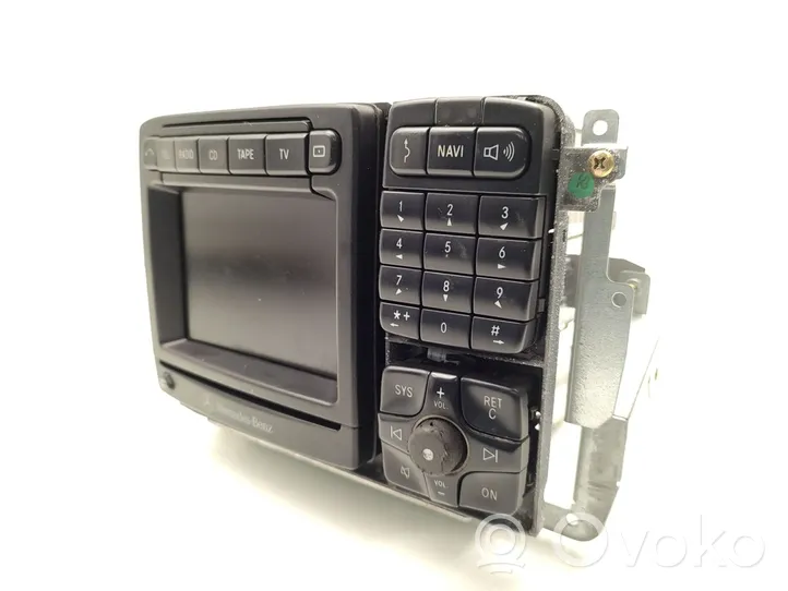 Mercedes-Benz CL C215 Radio/CD/DVD/GPS-pääyksikkö A2208203489