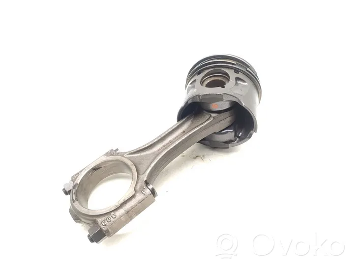 Ford Kuga I Piston avec bielle 9677840380