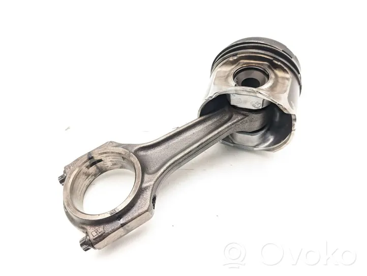 Chrysler Voyager Piston with connecting rod ENR