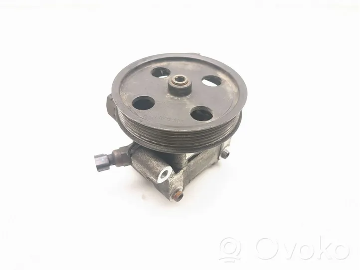 Volvo V50 Ohjaustehostimen pumppu 4M5Q-3A733-AB