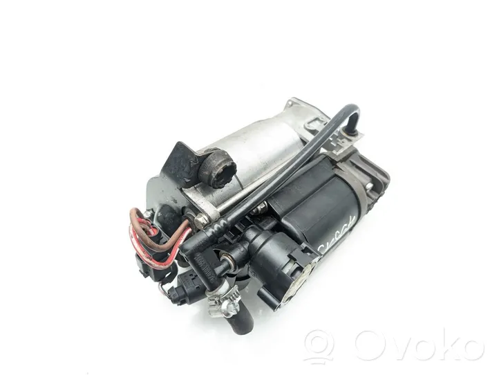 Mercedes-Benz E AMG W212 Compressore/pompa sospensioni pneumatiche 3Z01011000