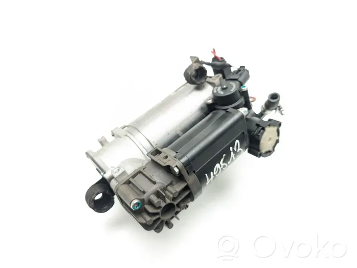 Mercedes-Benz E AMG W212 Compressore/pompa sospensioni pneumatiche 3Z01011000