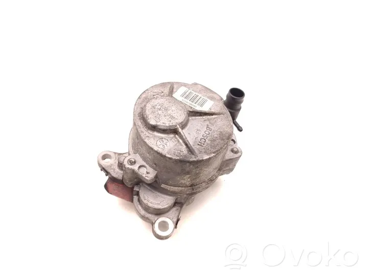 Nissan X-Trail T31 Vacuum pump 8200796080