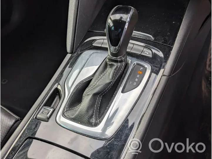 Opel Insignia B Automaattinen vaihdelaatikko MRC