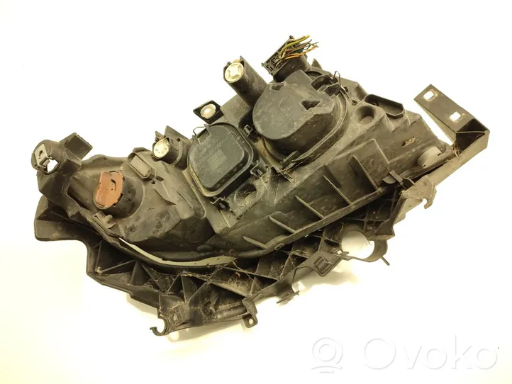 BMW 3 E90 E91 Lampa przednia 6942723