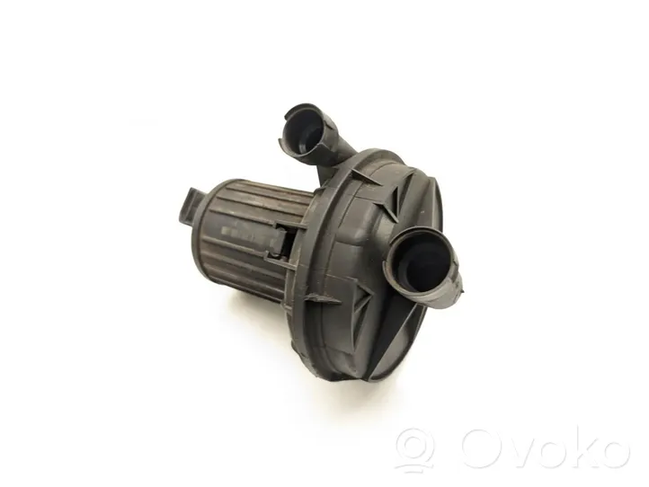 Audi A3 S3 8L Pompe à air secondaire 06A959253B