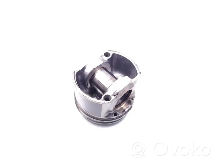 Subaru Legacy Piston EE20Z