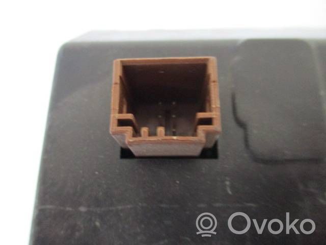 Peugeot 508 Screen/display/small screen 9804496980