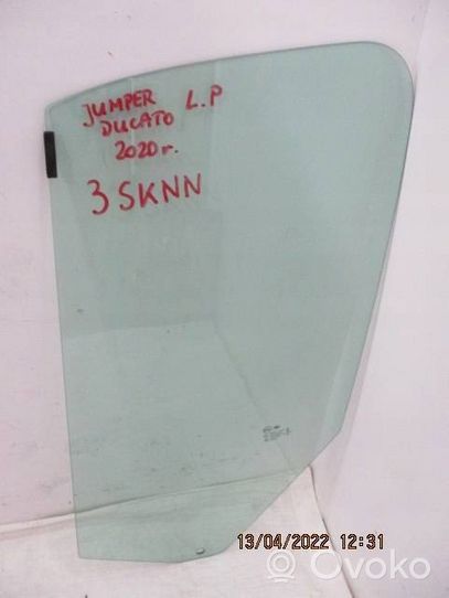 Citroen Jumper Pagrindinis priekinių durų stiklas (keturdurio) DOT747M540AS2