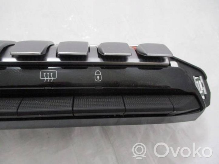 Peugeot 3008 II Console centrale, commande chauffage/clim 98133394VG