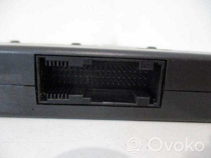 Volkswagen Tiguan Bluetoothin ohjainlaite/moduuli 1K8035730D