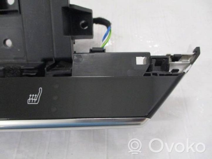 Citroen C5 Aircross Support de montage navigation GPS 9817075980