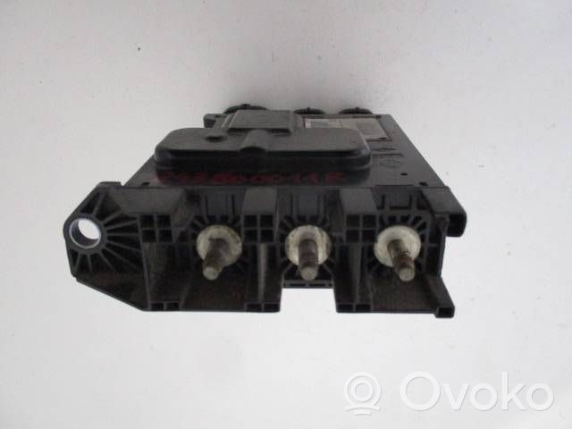 Renault Megane III Câble de batterie positif 243800011R