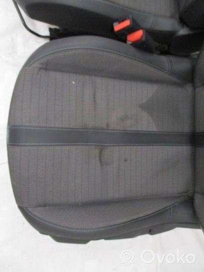 Peugeot 2008 II Seat set 