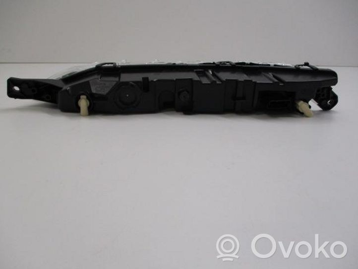 Citroen C4 II Lampa LED do jazdy dziennej 9833403980