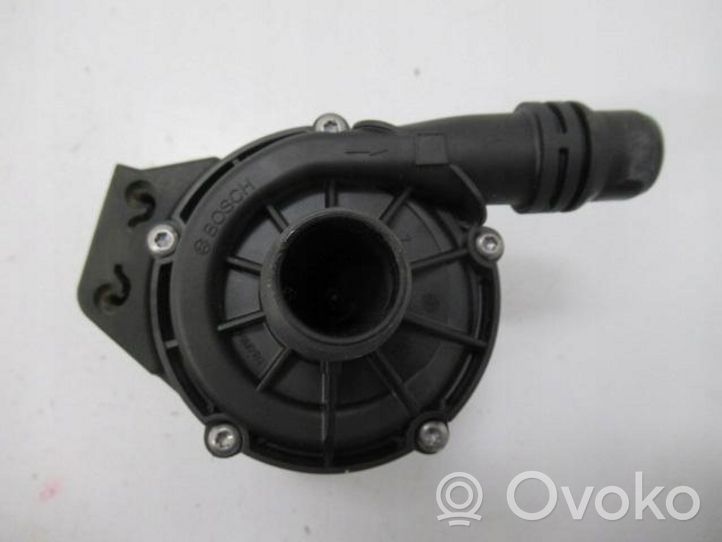 Citroen DS3 Pompe à eau de liquide de refroidissement 9827567880