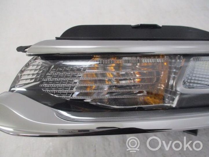 Citroen C3 Faro diurno con luce led 9823313080