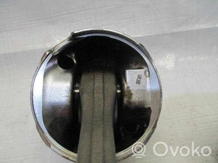 Citroen C4 Grand Picasso Piston avec bielle 619 6 1 9