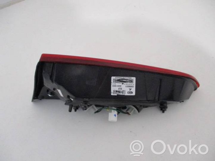 Hyundai i20 (GB IB) Lampy tylnej klapy bagażnika 92403C8000