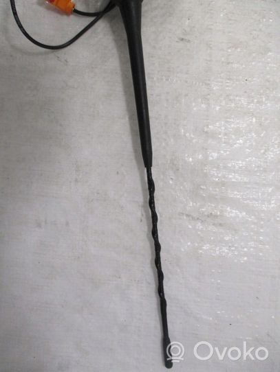 Opel Corsa F Radion antenni 9831002180