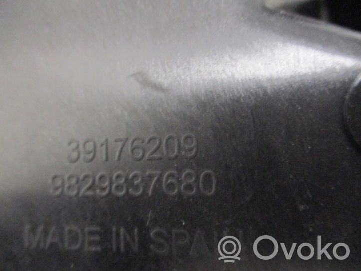 Opel Corsa F Radion/GPS-laitteen pääyksikön kehys 39176209