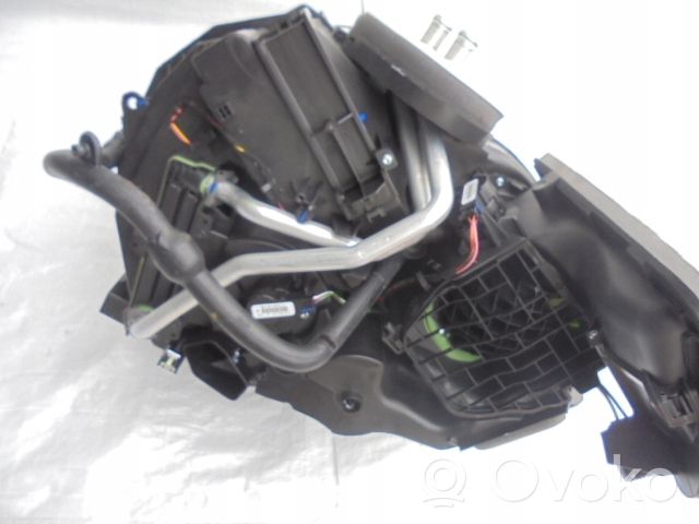 Renault Megane IV Bloc de chauffage complet 272700642R