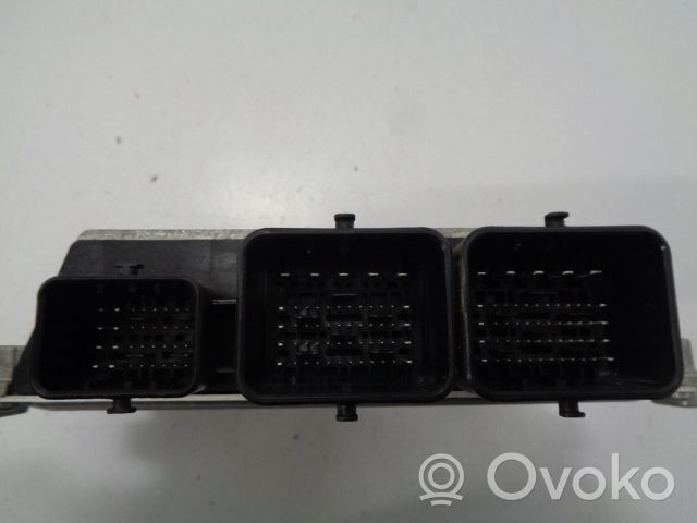 Citroen C4 Cactus Komputer / Sterownik ECU i komplet kluczy 9800913080