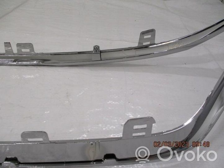 Peugeot 307 Grille calandre supérieure de pare-chocs avant 9816441280 9815335777