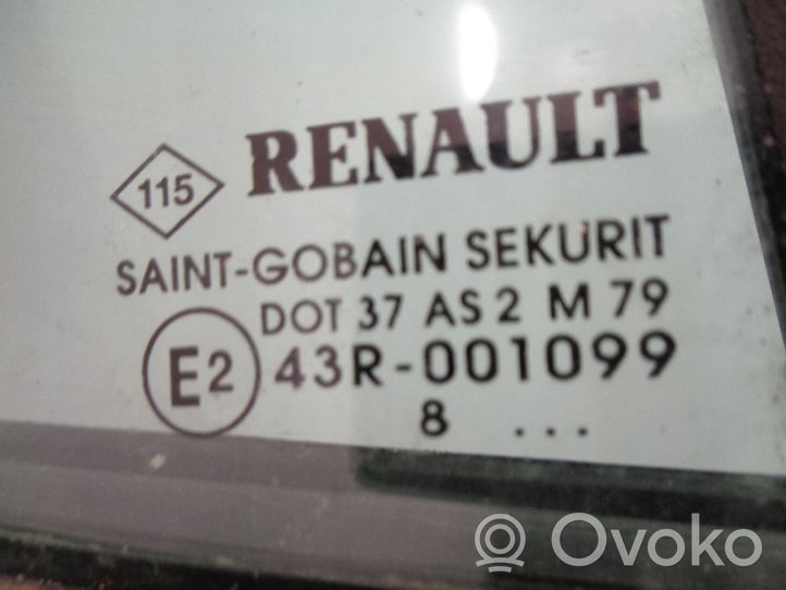Renault Clio III Porte arrière 