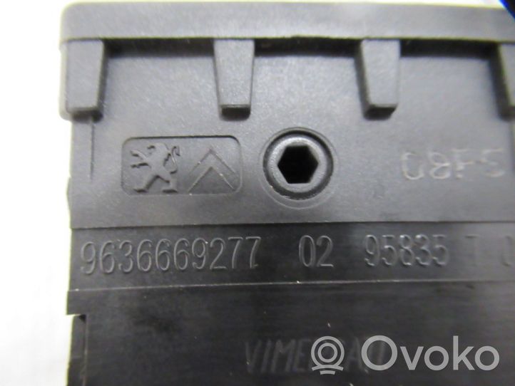 Citroen DS4 Przycisk / Pokrętło regulacji świateł 9636669277