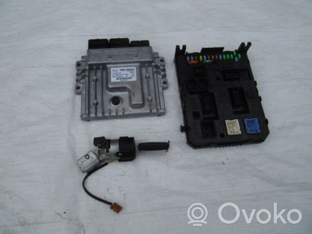 Peugeot RCZ Kit calculateur ECU et verrouillage 9667082380