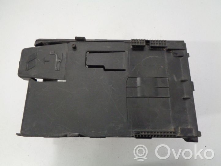 Citroen DS4 Battery box tray 9687472580