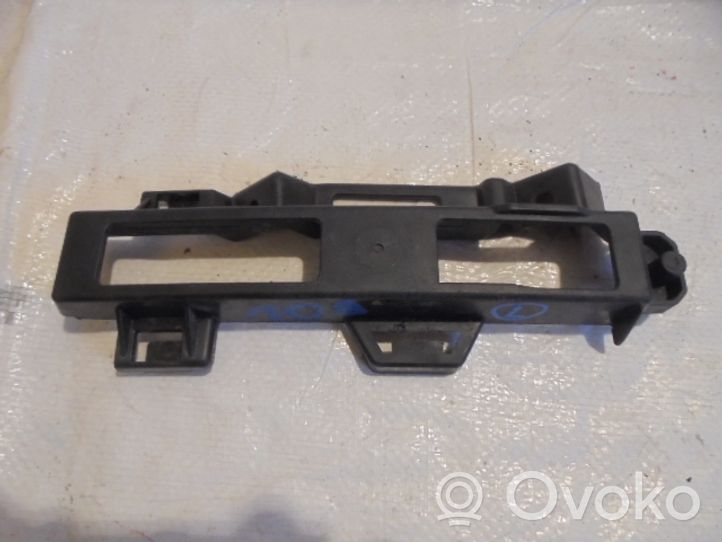 Peugeot 108 Support phare frontale 8144A0H040