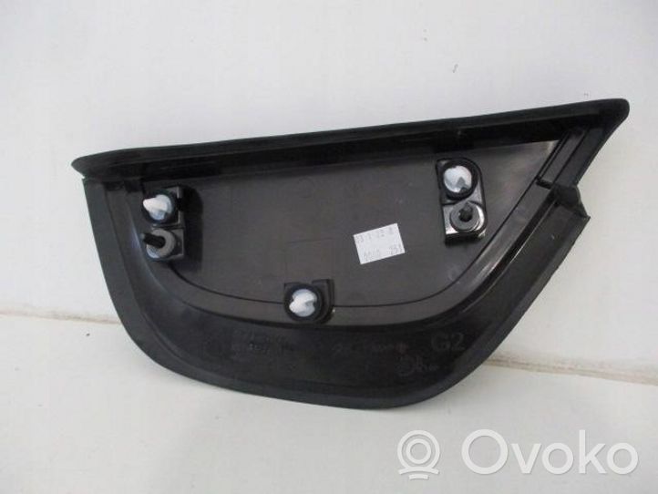 Citroen C3 Garniture de marche-pieds / jupe latérale 9813324180