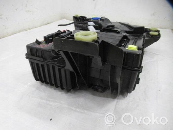 Peugeot 3008 II Réservoir de carburant 9810666280