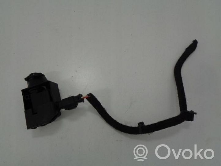 Citroen C4 II Verrouillage du bouchon du réservoir de carburant 