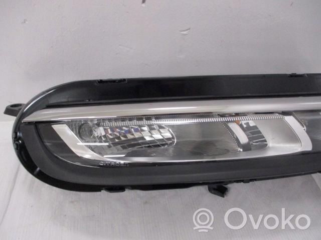 Citroen C3 Phare de jour LED 9833480280