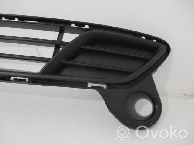 Peugeot 301 Maskownica / Grill / Atrapa górna chłodnicy 9676954180