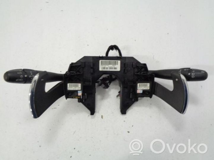 Citroen C4 Grand Picasso Interruptor/palanca de limpiador de luz de giro 96627927XT