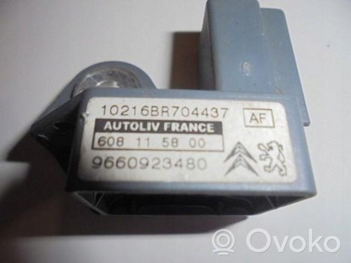 Citroen C5 Aircross Sensore d’urto/d'impatto apertura airbag 9660923480