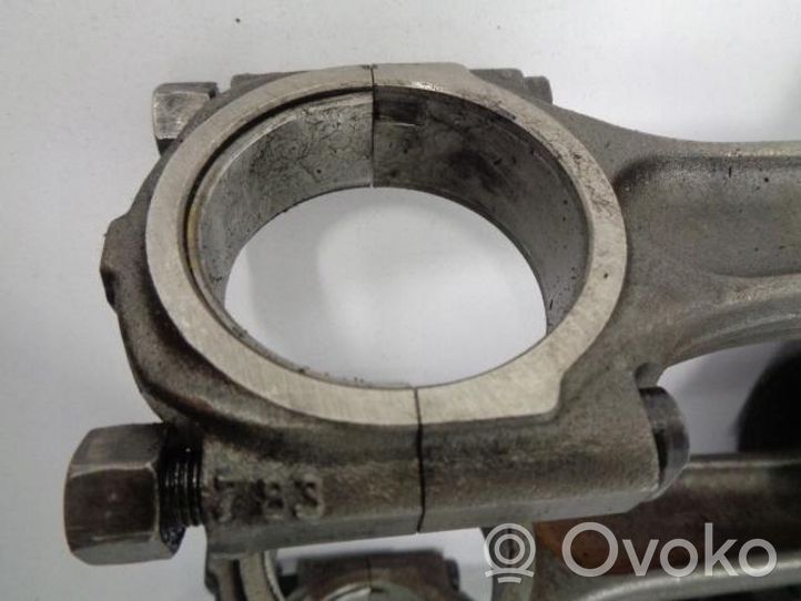 Ford Mondeo Mk III Piston 